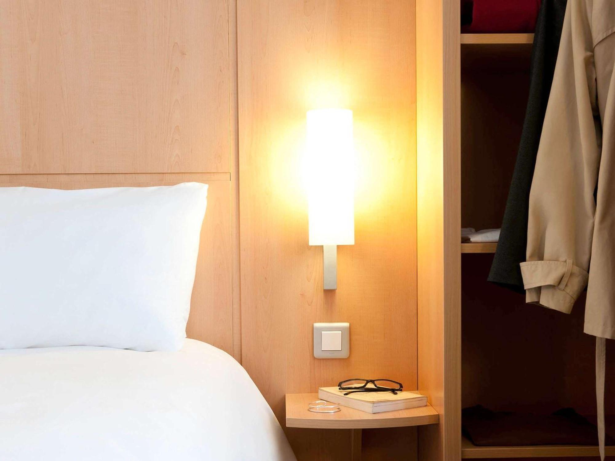 Отель Ibis Limoges Centre Экстерьер фото